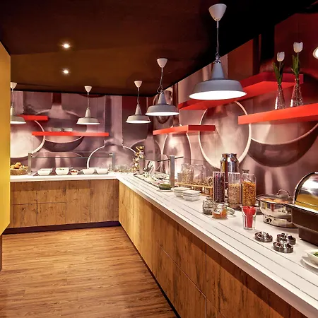 이비스 시티 호텔