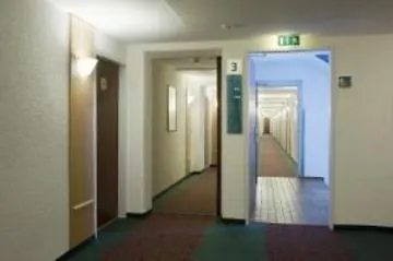 Ibis Готель